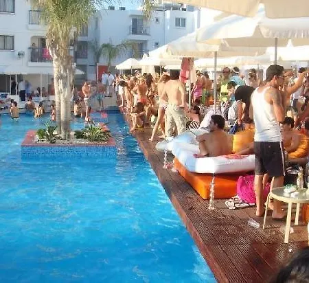 Apart Otel Tsokkos Holidays 3*