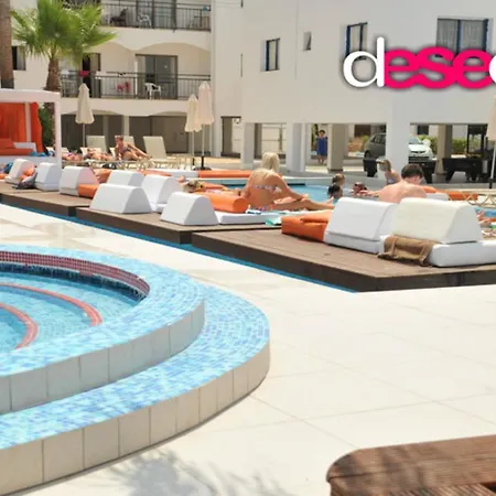 Tsokkos Holidays Apart Otel 3*