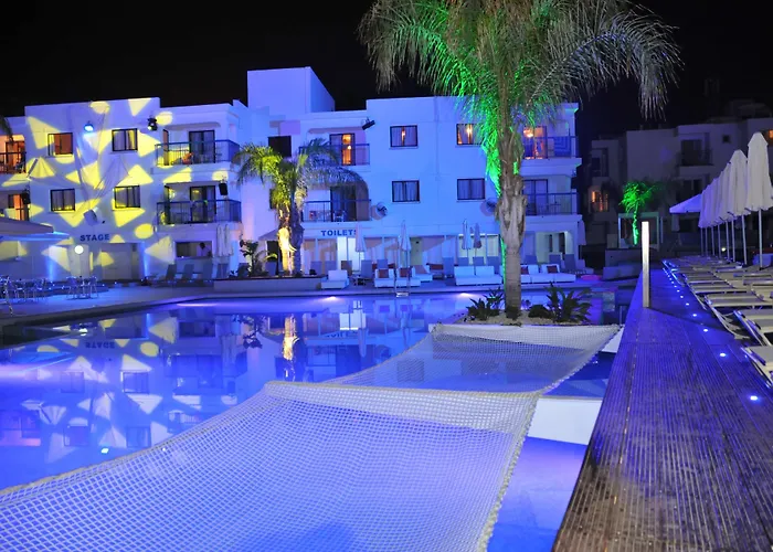 Tsokkos Holidays Aparthotel Ayia Napa