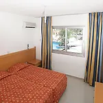 Tsokkos Holidays Aparthotel