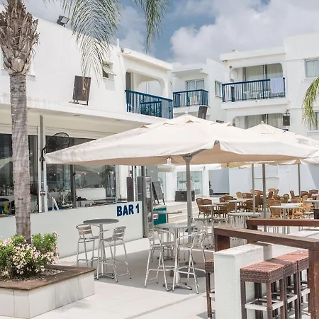 Tsokkos Holidays Hotel apartamentowy