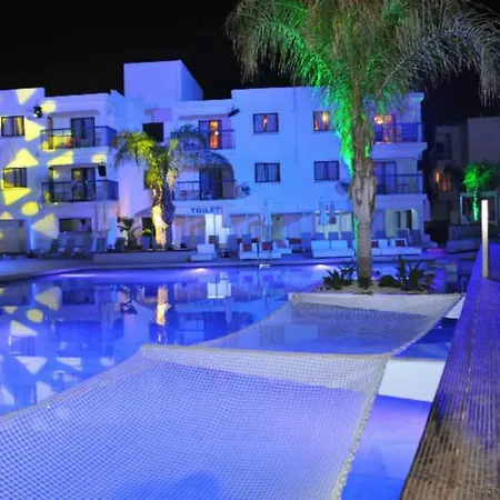 Hotel apartamentowy Tsokkos Holidays 2*