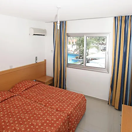 Tsokkos Holidays Hotel apartamentowy
