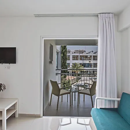 Hotel apartamentowy Tsokkos Holidays Ajia Napa