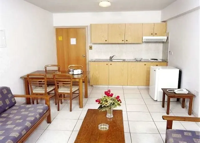 Tsokkos Holidays Hotel apartamentowy 3*