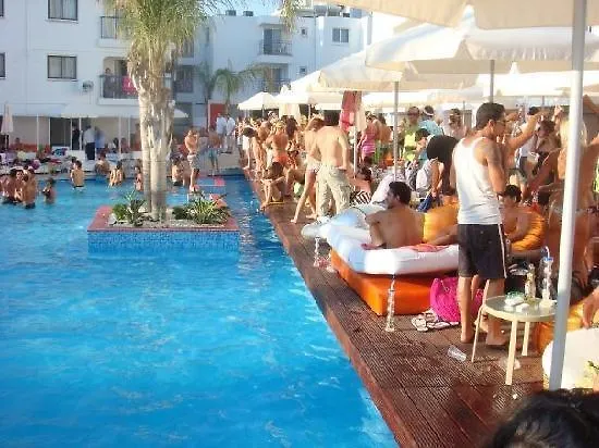 Hotel apartamentowy Tsokkos Holidays 3*